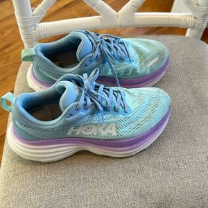 HOKA BONDI SIZE 7.5 W